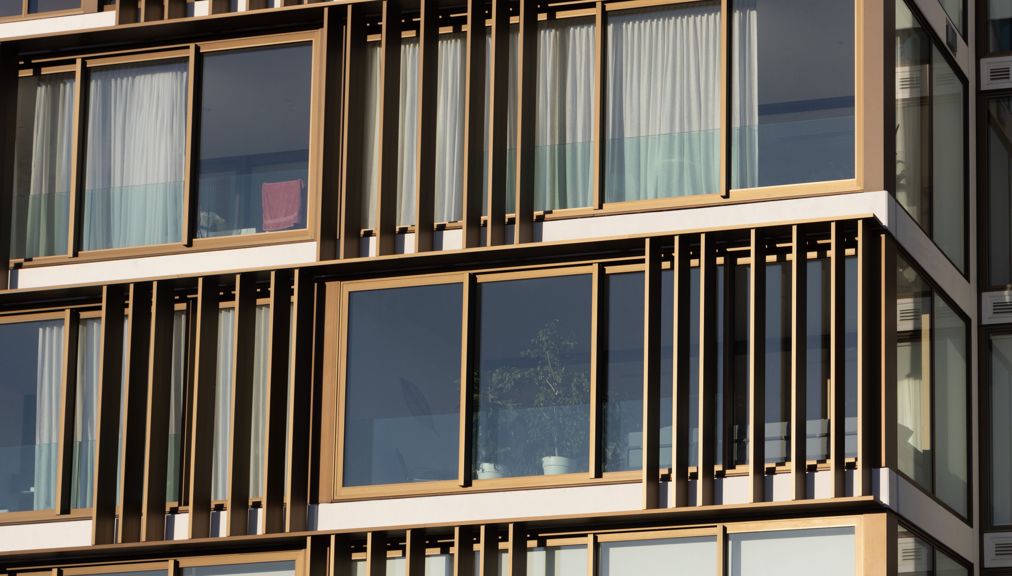 The Importance of Visual Privacy in Apartments and Hotels